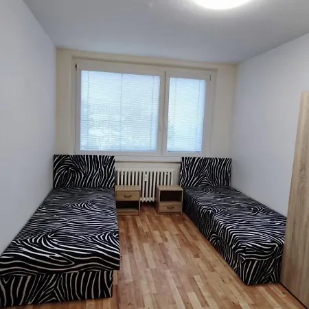 Pro 6 Osob, M2 Apartamento Most